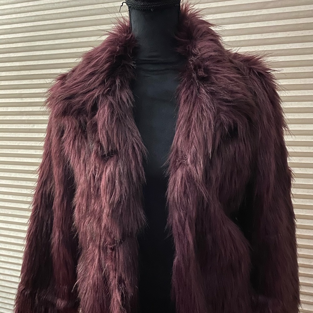 Faux fur coat -Burgundy